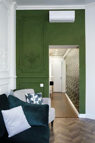 Green Apartment