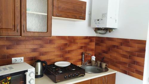 Apartamento Puppet Theater Apt With Balcony, High Ceilings, Not Attic