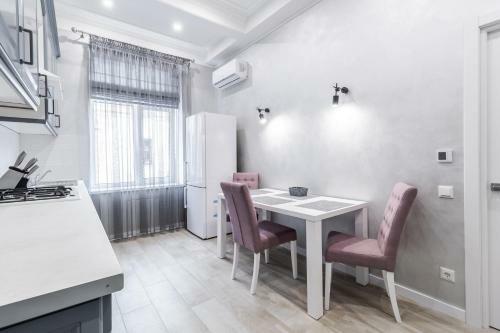 Apartamento Inshiapartment On Lysenka Str