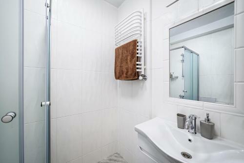 Joy Box Apartments