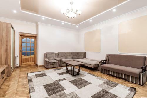 Akademika Hnatyuka Apartment