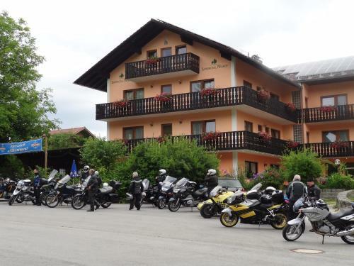Landhotel Neuhof
