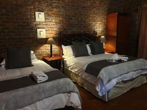 Sundowners Game Lodge