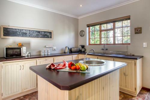 Lady Grey Walk Mcgregor Cottage