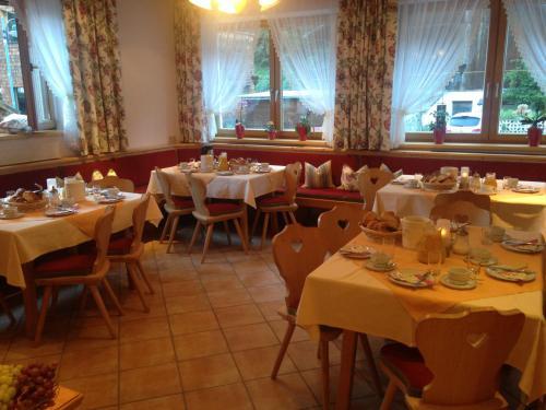 Hostal Haus Alpina