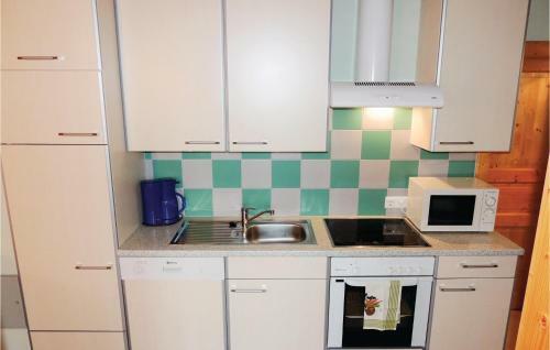 Apartment Stranach III