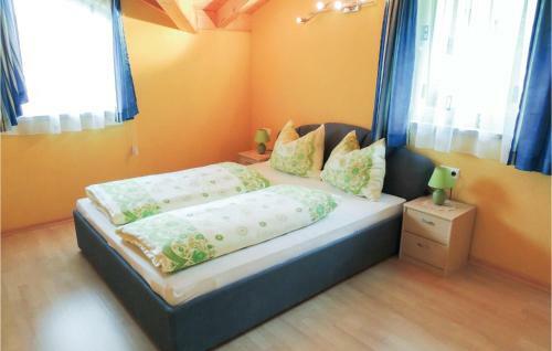 Apartment Stranach II