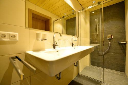 Hostal Ferienwohnungen Plattner