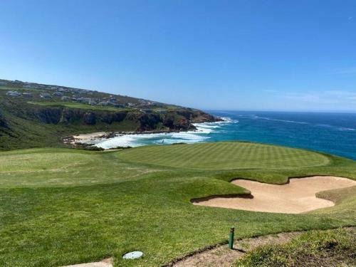 Signature Lodge 3 @ Pinnacle Point Golf Estate