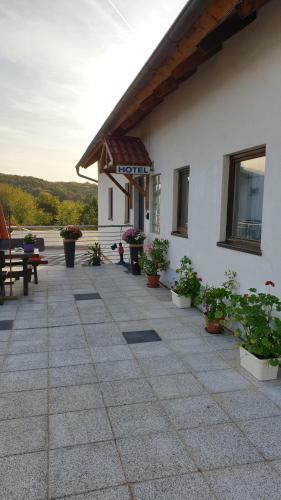 Mainstern Hotel
