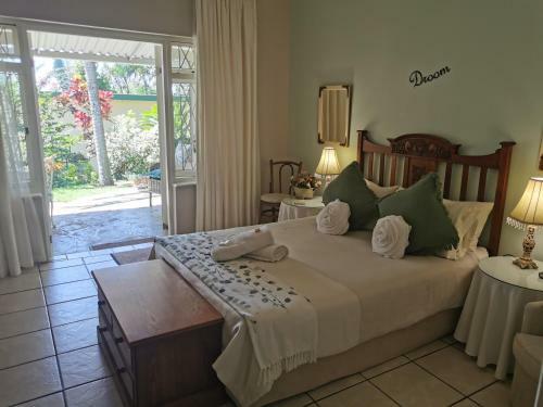 Hostal Eight Palms