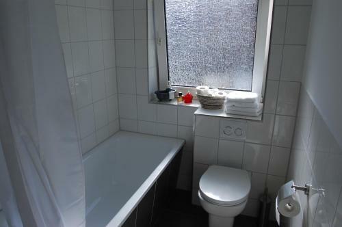 Apartamento Wohnung In Schwarzenbek - 2 Zimmer - Top Eingerichtet.