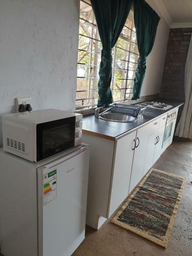 Dombeya Ridge Guest Suite