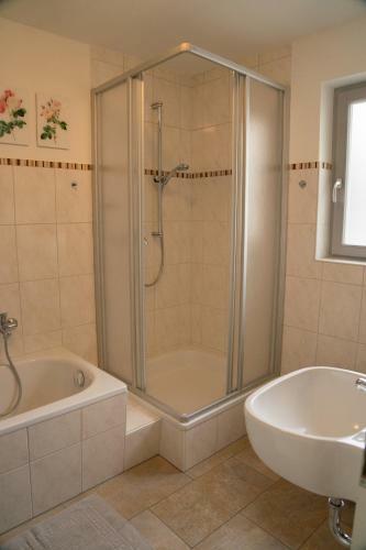 Apartamento Urlaubsfreude Biedermann Haus Blumengl�ck - Rose