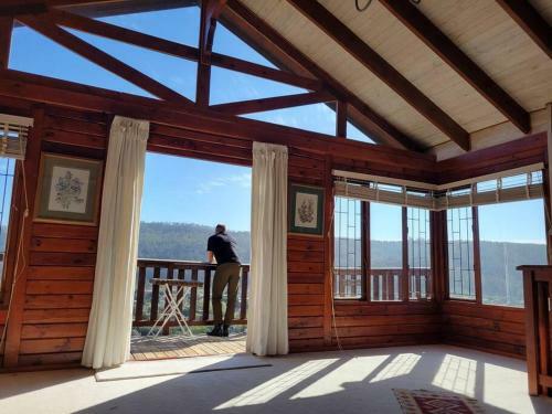 Heavenly Hill Top Vacation Home With Water Views