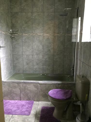 Hostal Rehoboth Family Guest House