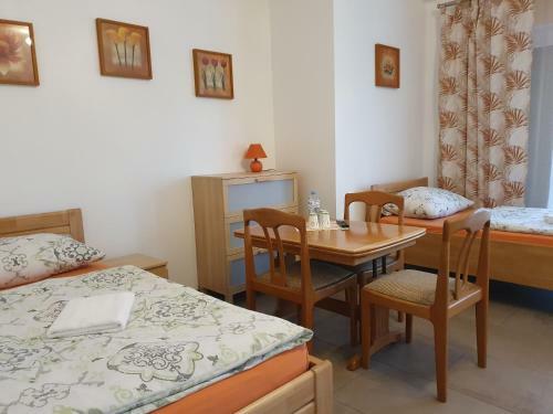 Hostal Seelze-letter Monteurzimmer / Apartment / Messezimmer
