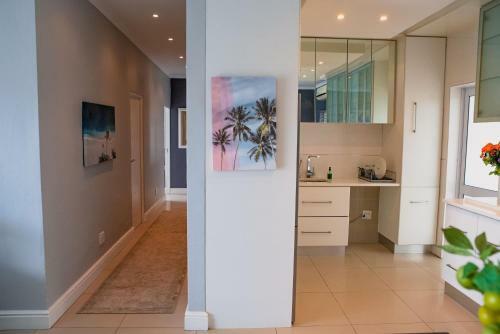 Exclusive Poolside Villa, Humewood