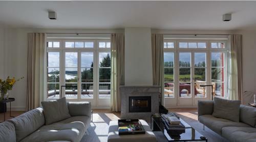 Stunning Sea-view 5-bed Villa In Seedorf Sellin