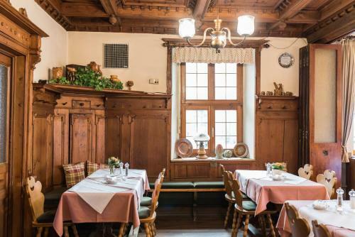 Hostal Gasthaus Zum Specht