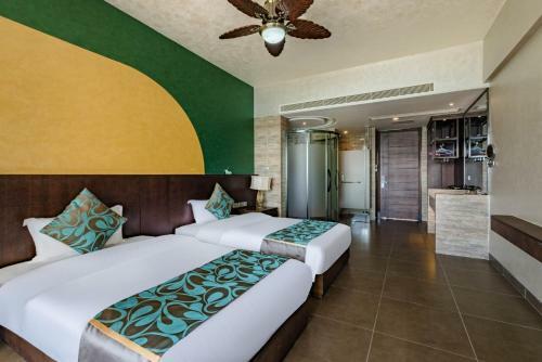Floral Hotel Lingshui Lanshe Beach Seaview