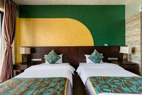 Floral Hotel Lingshui Lanshe Beach Seaview