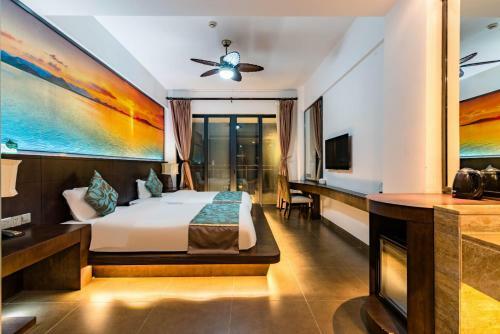 Floral Hotel Lingshui Lanshe Beach Seaview