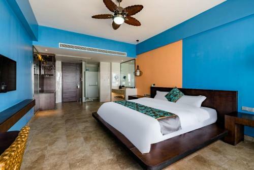 Floral Hotel Lingshui Lanshe Beach Seaview
