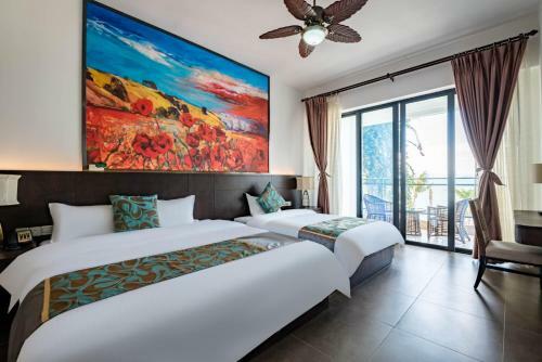 Floral Hotel Lingshui Lanshe Beach Seaview