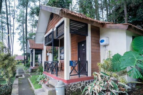 Hotel Urbanview Resort Tretes
