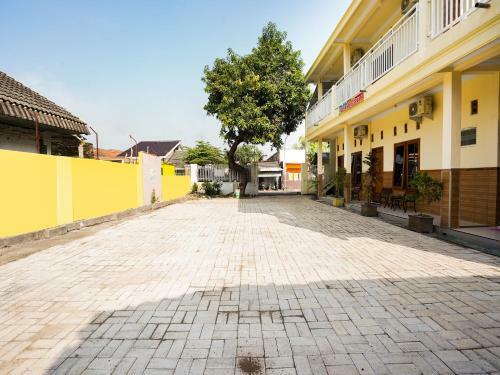 Hotel Oyo 90936 Dien Homestay