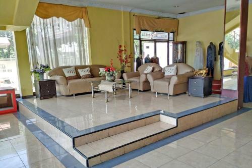 Oyo 3370 Hotel Dian Chandra