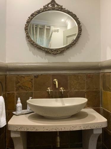 Apartamento La-perna Guesthouse And Venue