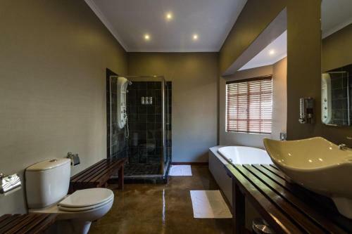 Hostal About Guest Lodge