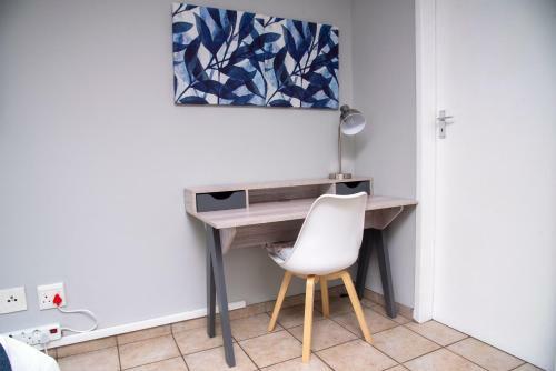 Leas Furnished Apartments - Capital Hill