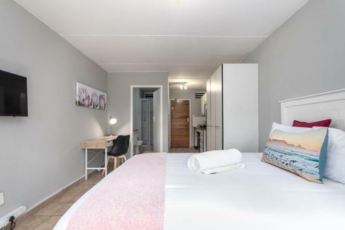 Leas Furnished Apartments - Capital Hill