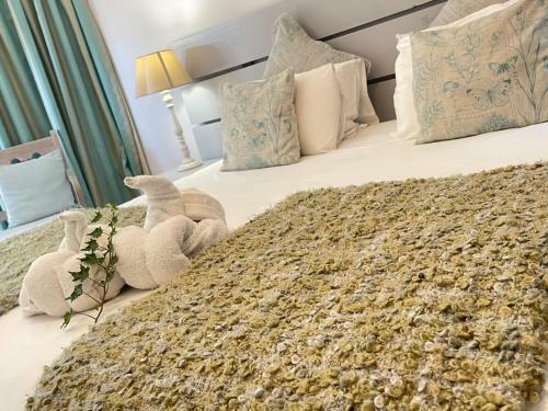 Hostal Amorus Guesthouse