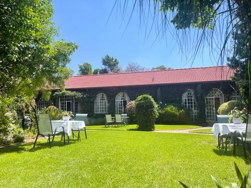 Hostal Amorus Guesthouse