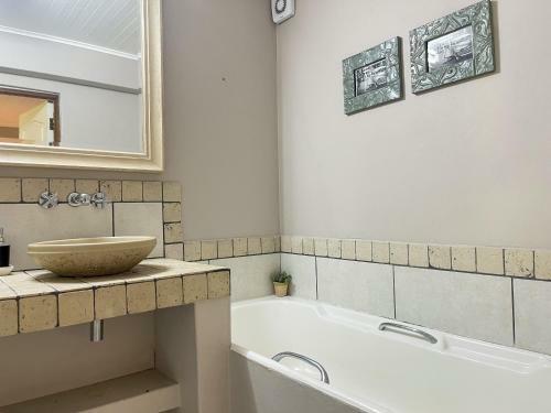 Hostal Amorus Waterkloof Ridge