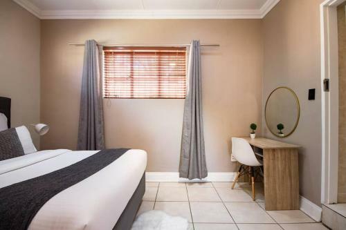 Beautiful And Modern Apartment Close To Menlyn