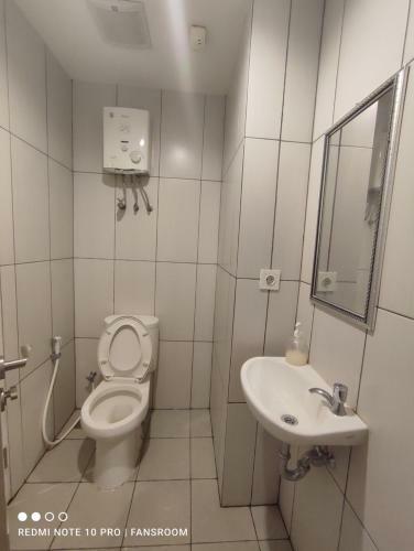 Apartamento Grand Kamala Lagoon Studio By Fansroom