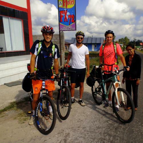 Hotel Fx72 Ruteng