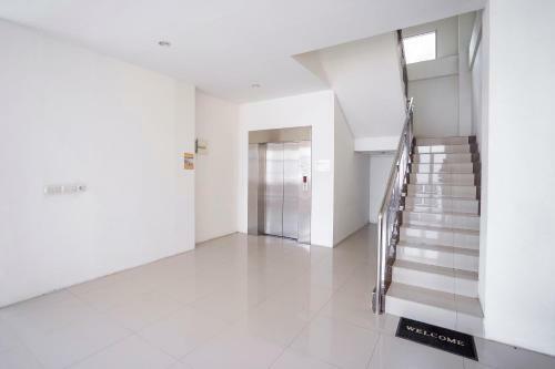 Hotel Oyo 2695 D'es Guest House