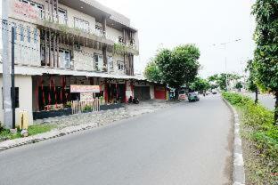 Hotel Oyo 90553 Arteri Guest House