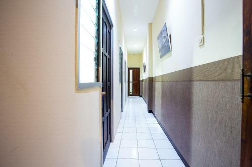 Hotel Vaccinated Staff - Spot On 2589 Marina Residence