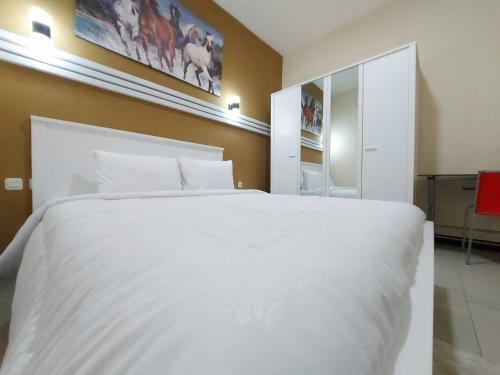 Rons City Hotel