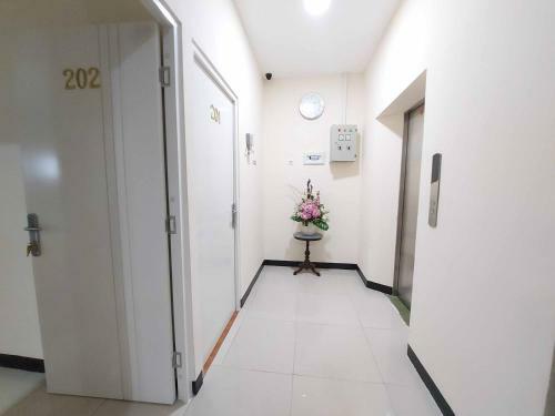 Rons City Hotel