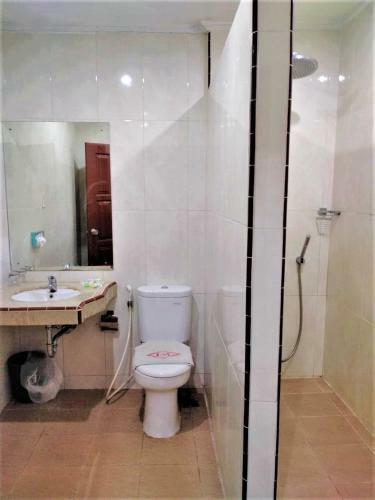 Rr Wisata Indah Hotel