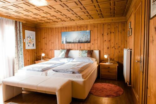Bed & Breakfast Pension Heidi