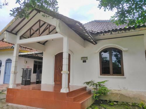 Hotel Spot On 91098 Desa Wisata Tanjung
